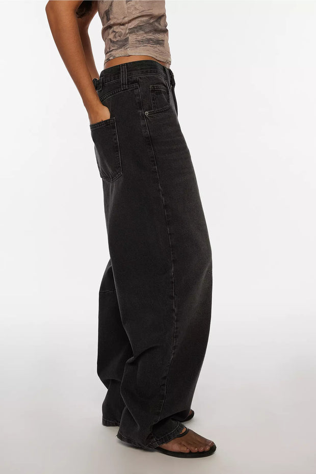 BDG Black Logan Boyfriend Jeans