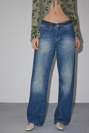 BDG Kayla Lowrider Jeans